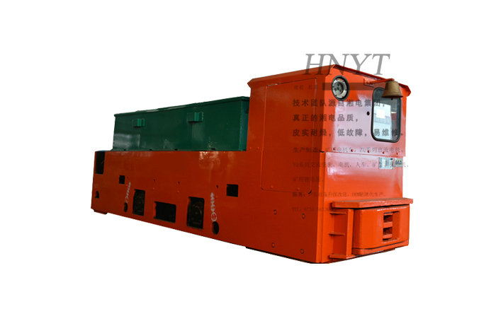 西藏湘潭8噸蓄電池式電機(jī)車(110V/140V440AH)